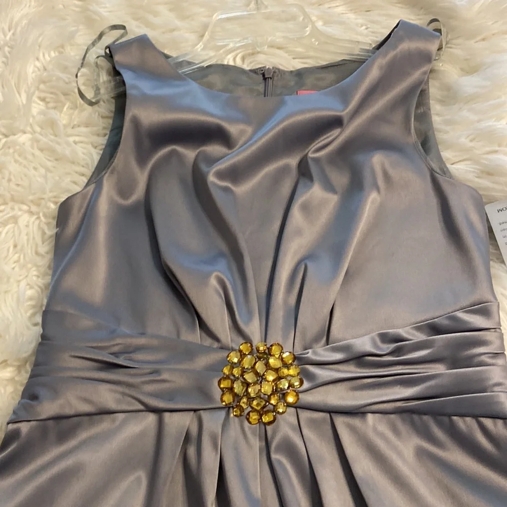 Eliza J Dress Brand New with tag size 12 length 39” bust 32” color silver - Picture 10 of 12